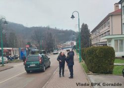 Policijski službenici Uprave policije realizuju društveno -odgovornu kampanju “Slavi odgovorno, slavi bez vatrenog oružja!”