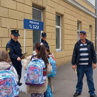 Uprava policije Ministarstva za unutrašnje poslove BPK-a Goražde započela kampanju pod nazivom „Sigurnost pješaka u cestovnom saobraćaju“