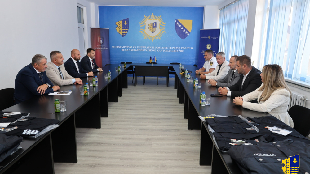 MUP Kantona Sarajevo nastavlja podršku MUP-u BPK Goražde: Dodijeljene taktičke uniforme