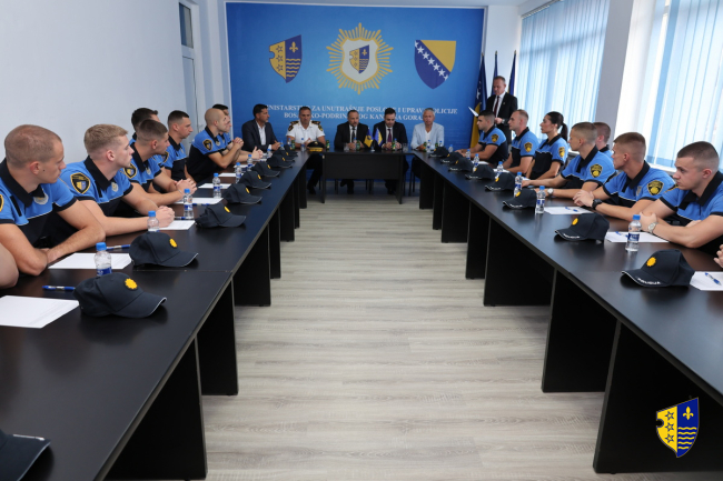 20 policijskih službenika preuzelo dužnost u Upravi policije u sastavu Ministarstva za unutrašnje poslove Bosansko-podrinjskog kantona Goražde